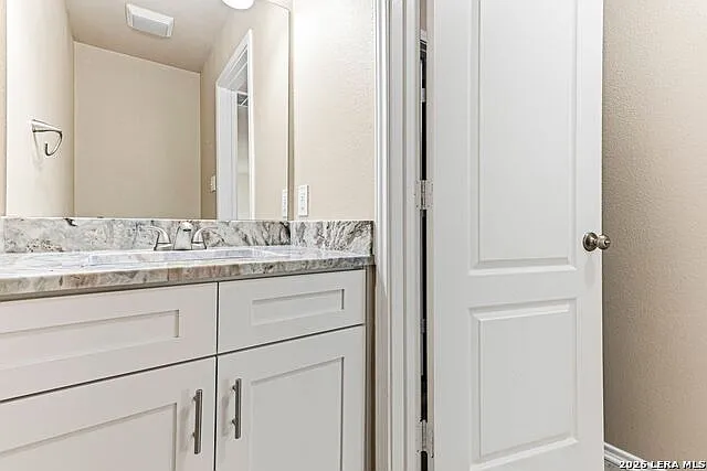 8050 Chisos Oak Dr — Photo 32