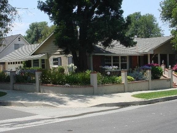3rd image of 11370 Poplar St