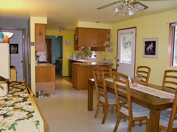 5th image of 35309 16th Avenue Ct S