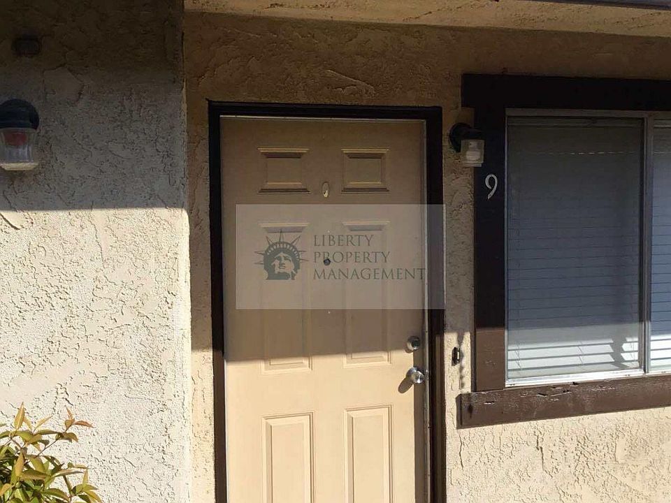 1st image of 250 S Wood Ave #9