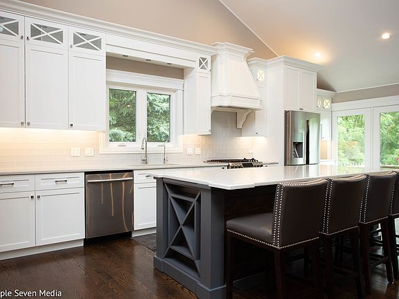 4th image of 11803 Lynch Dr