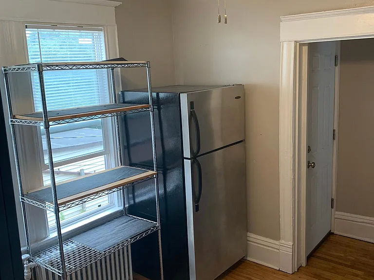 2805 Grand Ave S #2 — Photo 3
