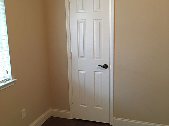 5th image of 4726 Thames Dr
