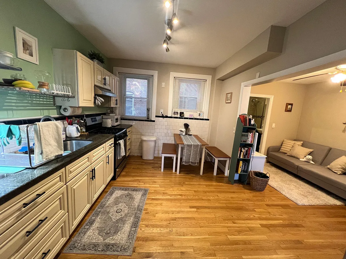 Building Photo - 115 Orleans St #1