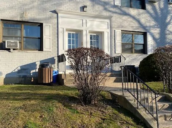 13751 68th Dr, Kew Gardens Hills, NY 11367