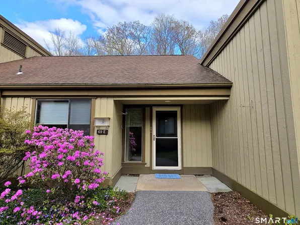 69 Heritage Village #E, Southbury, CT 06488
