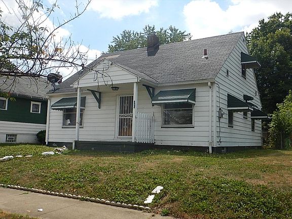 3rd image of 946 Wyley Ave