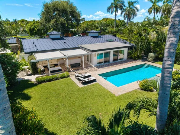 6904 Venetian Way, Lake Clarke Shores, FL 33406