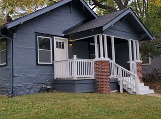 6636 Tracy Ave, Kansas City, MO 64131