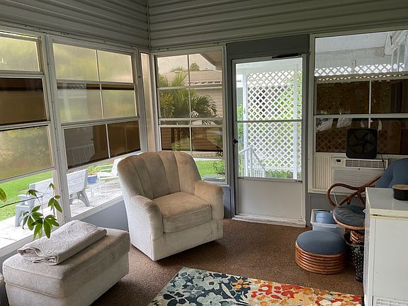 4th image of 225 Plover Dr