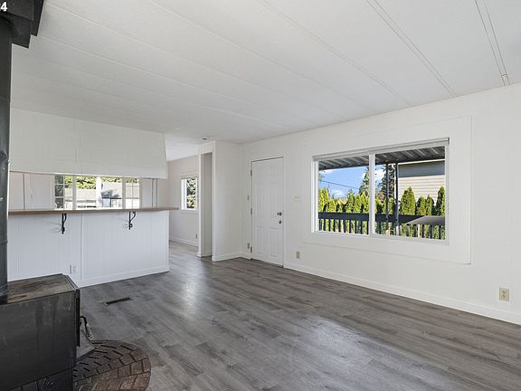 4th image of 3009 NE 59th St