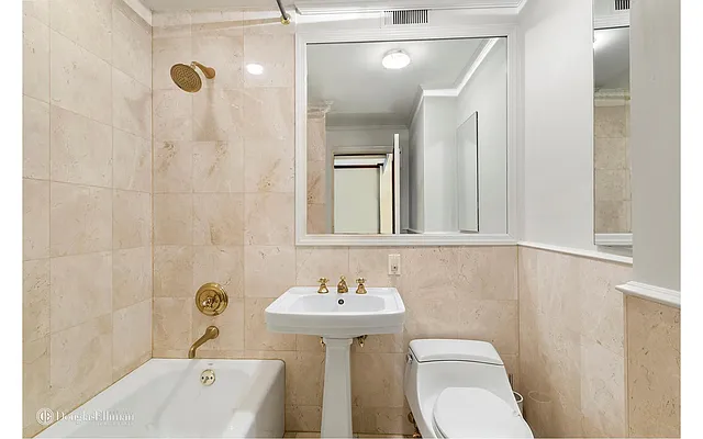 Rented by Douglas Elliman | media 34