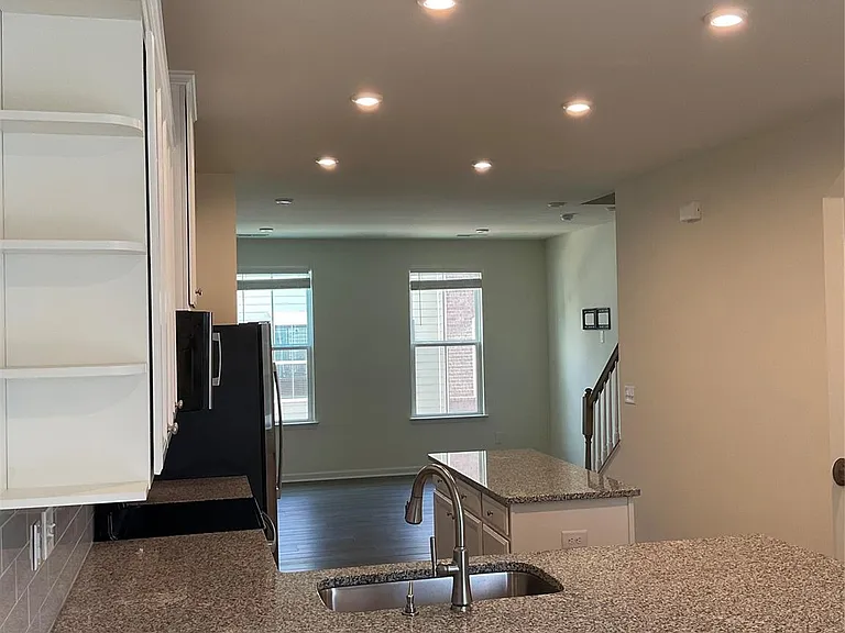 6222 Cleburne Ct — Photo 6