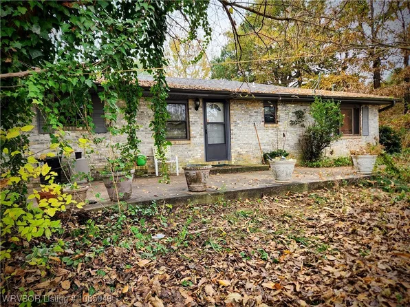 10540 Ferran Ln, Charleston, AR 72933