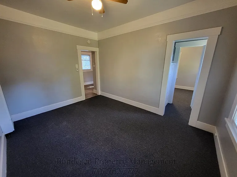 126 Leland St — Photo 8