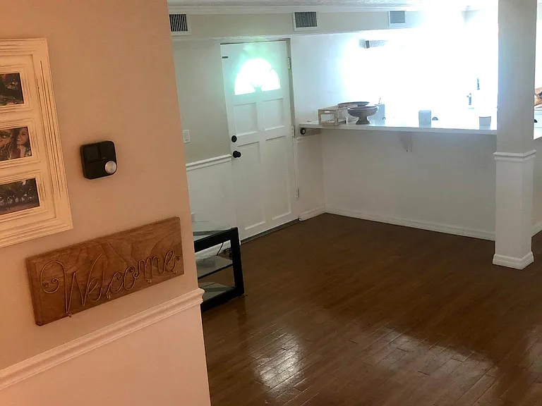 1856 NE River Ct #2 — Photo 6