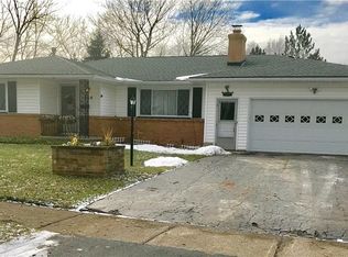 269 Larkspur Ln, Rochester, NY 14622