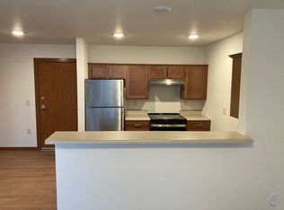 1411 1st St E #105, Thief River Falls, MN 56701