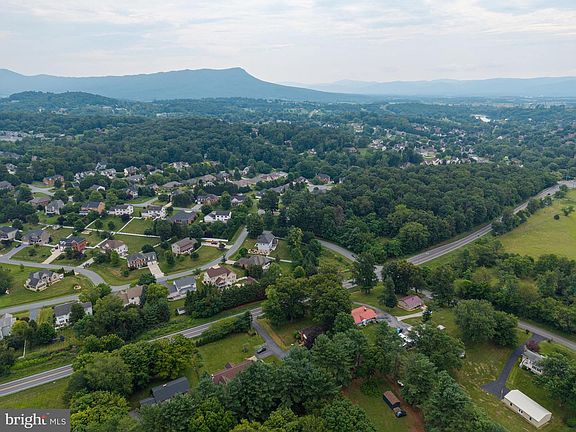 2nd image of 3130 Port Republic Rd