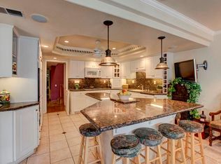19838 Shorecliff Ln, Huntington Beach, CA 92648