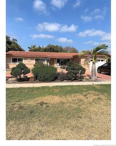 1940 NW 85th Way, Pembroke Pines, FL, 33024