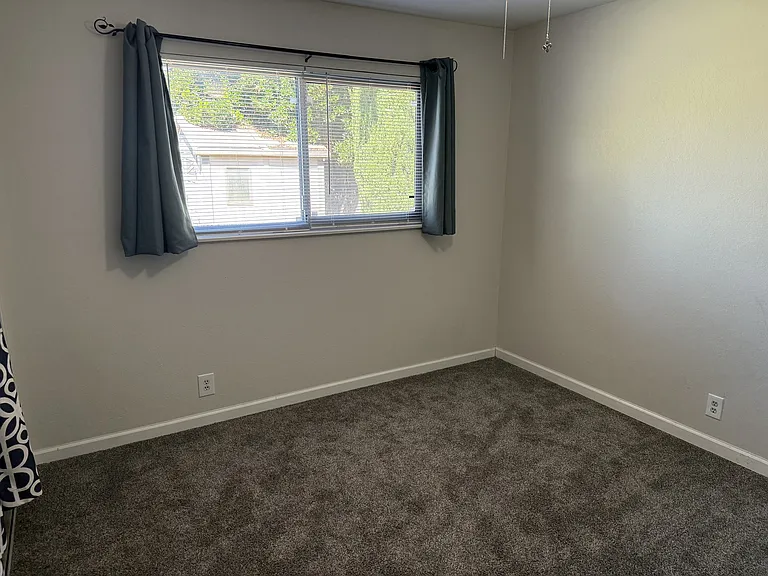 3016 Winchester Way — Photo 16