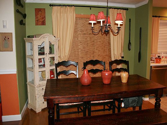 Dining room attatched to kitchen