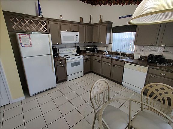 5th image of 234 Tivoli Cir