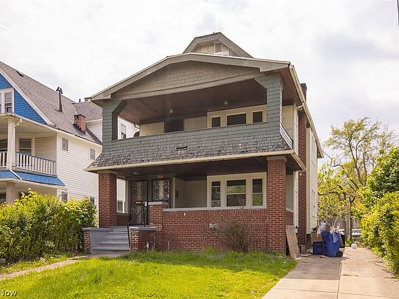 2nd image of 1868-1870 Lampson Rd
