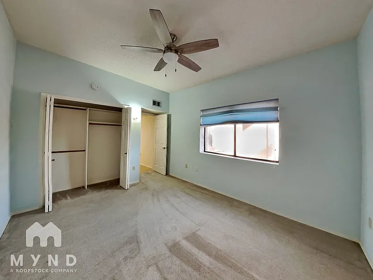 1750 W Camino Urbano — Photo 17