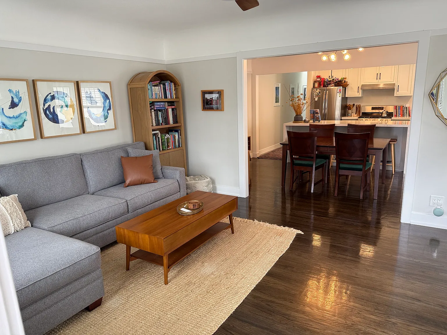 2 bed, 1.5 bath, 1000 sqft, $4,150 — Photo 4
