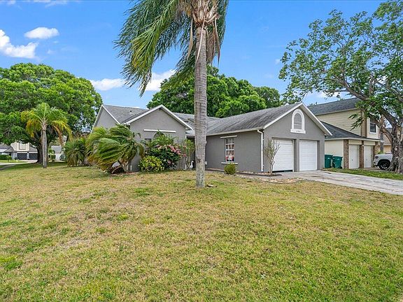 2nd image of 1584 Dandelion Dr