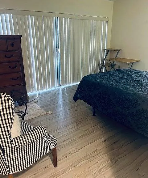 9440 Meadowood Dr #102 — Photo 15