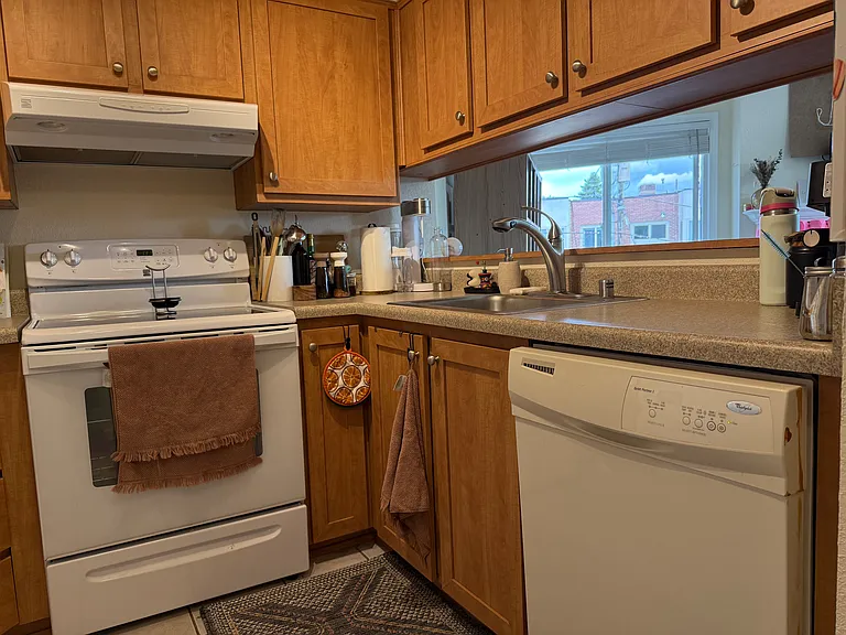 1836 25th Ave #202 — Photo 9