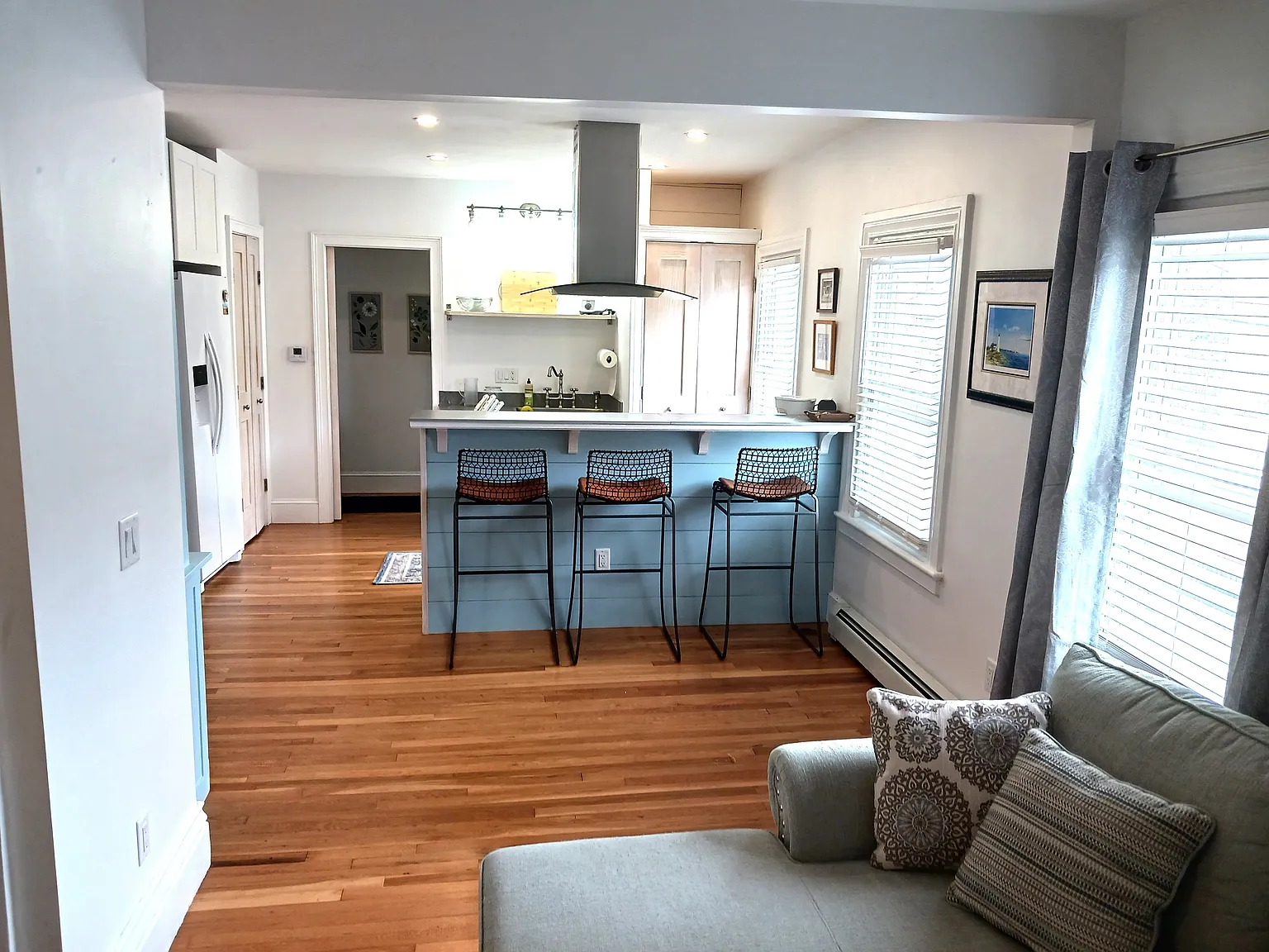 2 bed, 1450 sqft, $3,800 — Photo 1