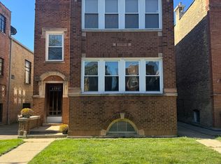 6208 N Artesian Ave #2, Chicago, IL 60659