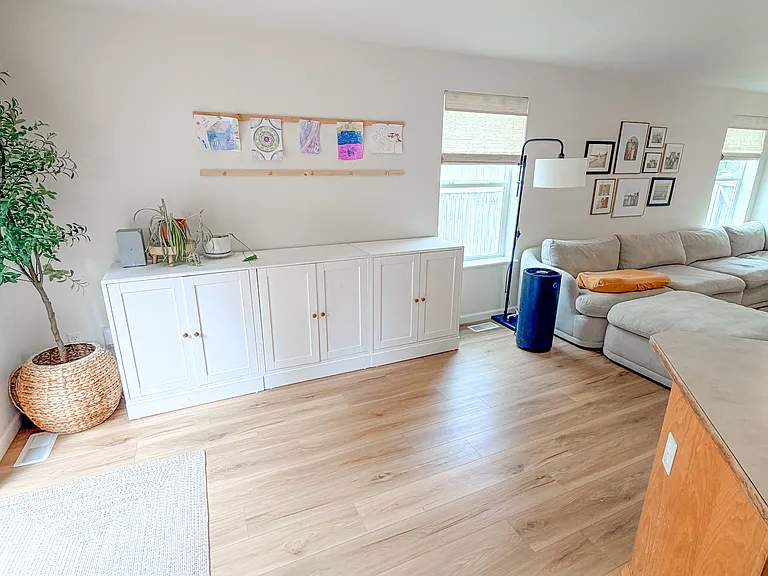745 Riverside Ln E — Photo 12
