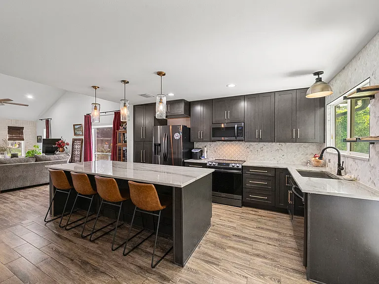 22610 Coriander Dr — Photo 3