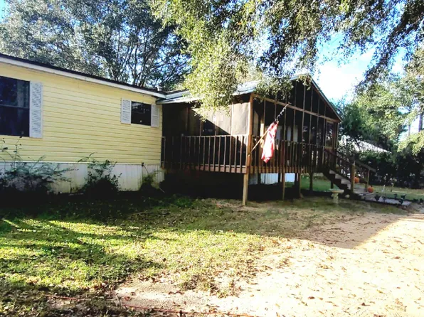 19303 Three Rivers Rd, Seminole, AL 36574