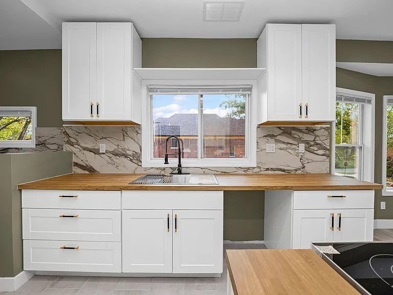 520 Smith St #2 — Photo 12