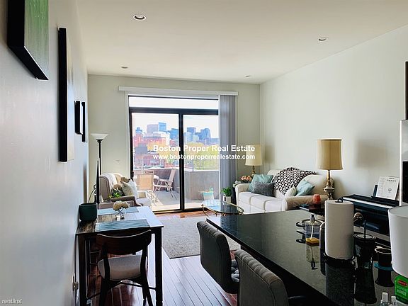 6-12 Blackwood St. #412 Boston - Back Bay Unit Photo 4