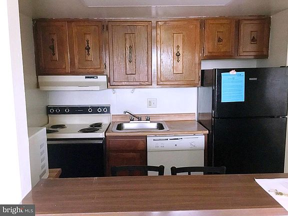 4th image of 255 E Beaver Ave APT 908