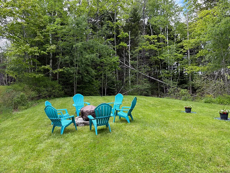 Windemere Rd — Photo 32