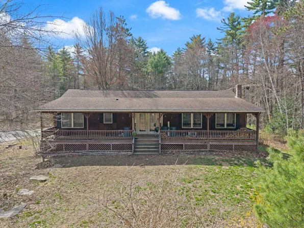 41 Friar Tuck Way, Wolfeboro, NH 03894