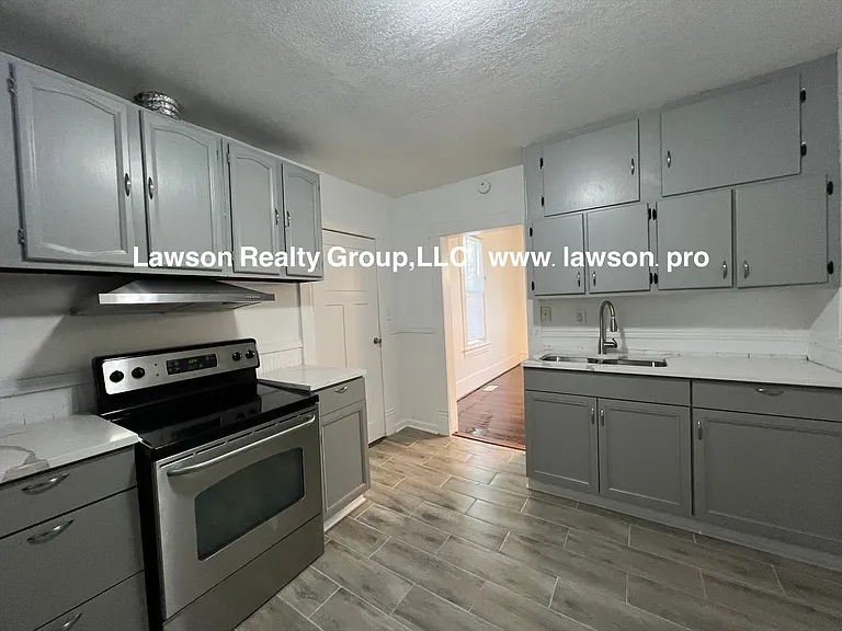 1208 Chapman Ave SW — Photo 20