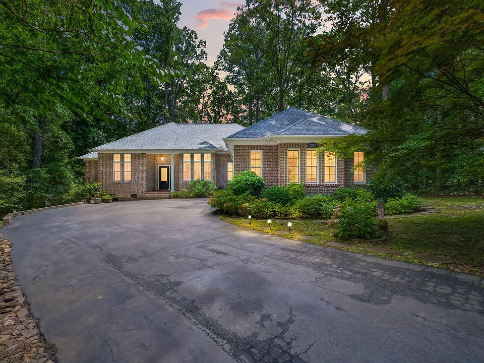 1st image of 3239 Coventry Ct