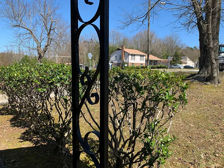 2900 Glen Hollow Rd — Photo 27