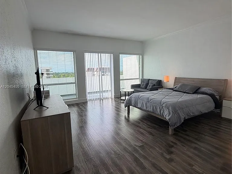 700 Biltmore Way #1216 — Photo 11