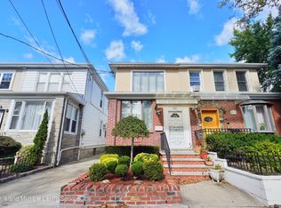 8204 10th Ave, Brooklyn, NY 11228