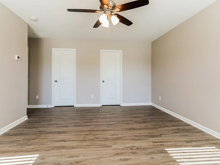 422 Renown Ct — Photo 10